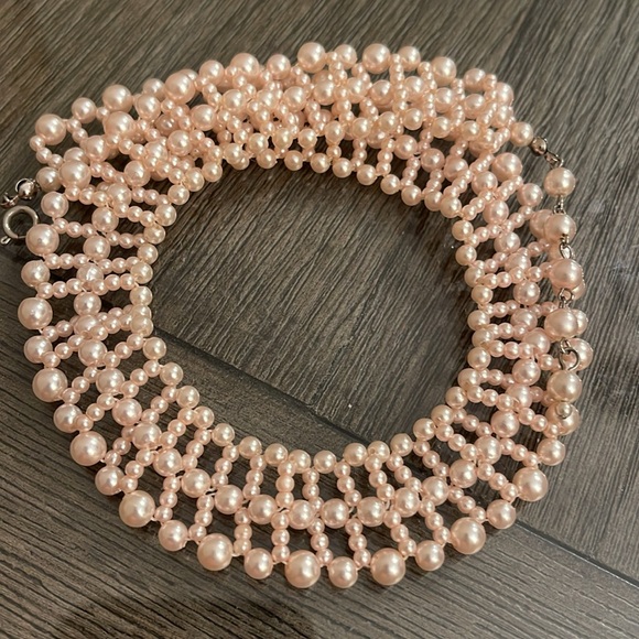 Vintage Pale Pink Faux Pearl Collar Necklace - Picture 11 of 14